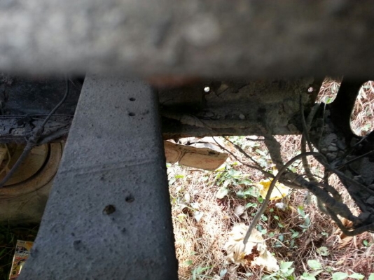 รถอีซูซุ  10  ล้อ โม่ปูน  270 แรงม้า. ปี 48   ( ยูโรทู. )   สนใจติดต่อ 081 - 6079515