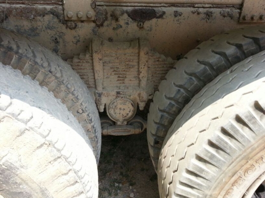 รถอีซูซุ  10  ล้อ โม่ปูน  270 แรงม้า. ปี 48   ( ยูโรทู. )   สนใจติดต่อ 081 - 6079515