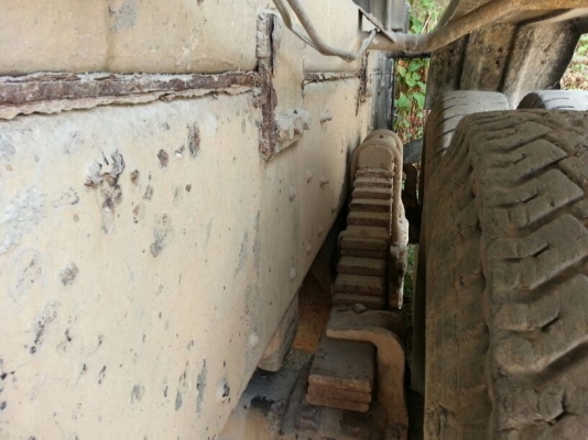 รถอีซูซุ  10  ล้อ โม่ปูน  270 แรงม้า. ปี 48   ( ยูโรทู. )   สนใจติดต่อ 081 - 6079515