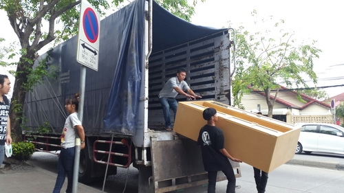 รถรับจ้าง 6-10 ล้อ รถรับจ้างทั่วไทย ย้ายห้องพัก ย้ายบ้าน อ๊อฟฟิค ออกบูธ ขนสินค้า งานก่อสร้าง อุปกรณ์ต่างๆ วงกบ-หน้าต่าง ขนต้นไม้ ขนเครื่องจักร อื่นๆราคาถูก วิ่งทั้ง กทม.-ต่างจังหวัด สนใจโทร.081-016-1042 ครับ รถรับจ้าง 6-10 ล้อ รถรับจ้างทั่วไทย ย้ายห้องพัก ย้ายบ้าน อ๊อฟฟิค ออกบูธ ขนสินค้า งานก่อสร้าง อุปกรณ์ต่างๆ วงกบ-หน้าต่าง ขนต้นไม้ ขนเครื่องจักร อื่นๆราคาถูก วิ่งทั้ง กทม.-ต่างจังหวัด สนใจโทร.081-016-1042 ครับ