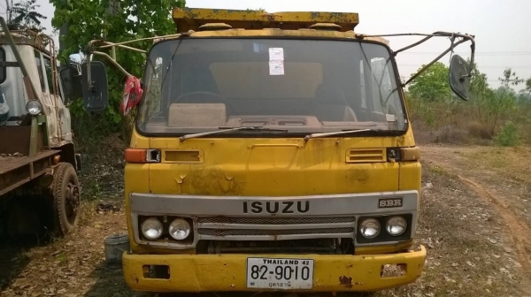 ขาย 6 ล้อดั้ม ยาง 825/16 ISUZU SBR เครื่อง 6BB1 145 แรงม้า คัสซีสวยตลอดเส้น เฟืองท้ายใหญ่ ทะเบียนพร้อมโอน