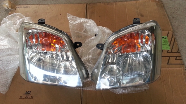 ไฟหน้าดีแม็ค ตัวแรก ซีน่อนแท้ หลอดบัลลาสครบ ของแท้ถอด สภาพสวย