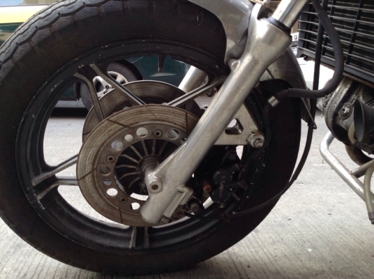 ขายด่วน maxna 750cc ทะเบียนแท้ รถจอด2ปีกว่า ชุดไฟ ของครบทั้งคัน