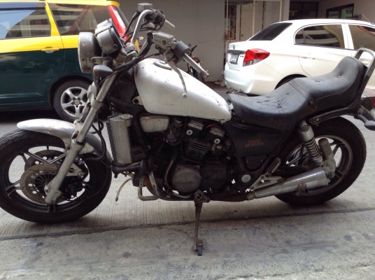 ขายด่วน maxna 750cc ทะเบียนแท้ รถจอด2ปีกว่า ชุดไฟ ของครบทั้งคัน