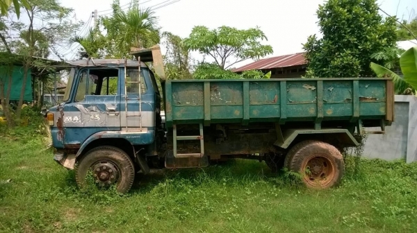 ขาย 6 ล้อดั้ม HINO KR300 เครื่อง EH100 150 แรงม้า คัสซีสวยตลอดเส้น เฟืองท้ายใหญ่ ทะเบียนพร้อมครับ ราคาต่อรองได้