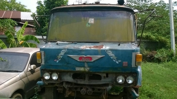 ขาย 6 ล้อดั้ม HINO KR300 เครื่อง EH100 150 แรงม้า คัสซีสวยตลอดเส้น เฟืองท้ายใหญ่ ทะเบียนพร้อมครับ ราคาต่อรองได้