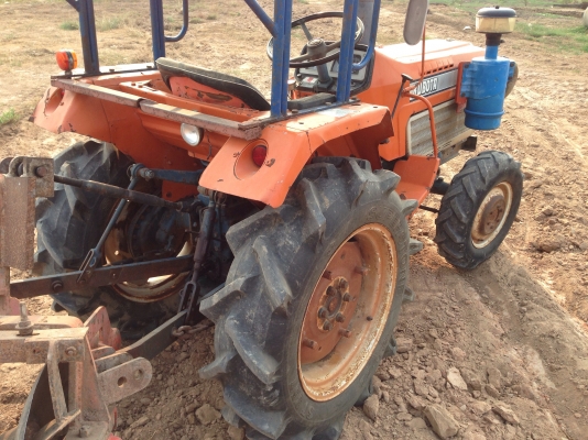 ขายด่วน รถไถนา ขาย KUBOTA L2202DT -4X4 2เพลา มีภาพวีดีโอ ราคา 85,000 บาท สภาพเดิมๆ PTO ระบบเกียร์ดี ขายด่วน รถไถนา ขาย KUBOTA L2202DT -4X4 2เพลา มีภาพวีดีโอ ราคา 85,000 บาท สภาพเดิมๆ PTO ระบบเกียร์ดี