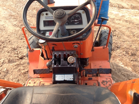 ขายด่วน รถไถนา ขาย KUBOTA L2202DT -4X4 2เพลา มีภาพวีดีโอ ราคา 85,000 บาท สภาพเดิมๆ PTO ระบบเกียร์ดี 