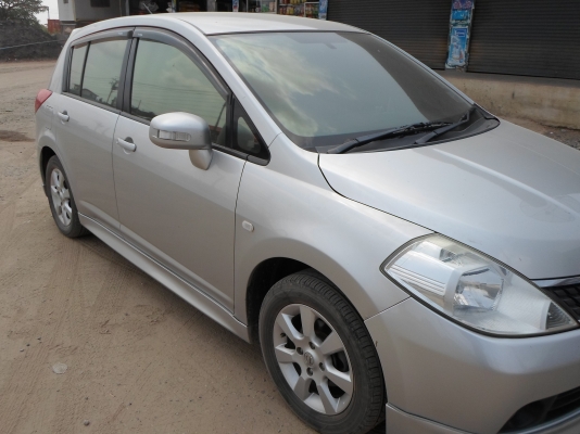 ขายรถ NISSAN TIIDA  สนใจโทร 086-3031767