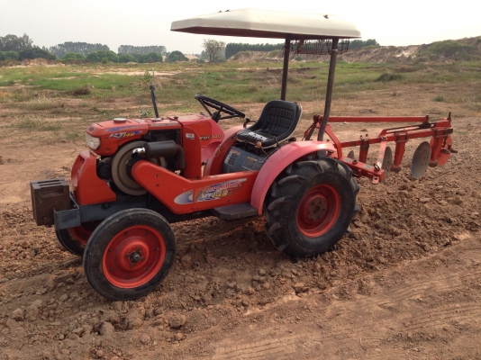 คูโบต้าRT 140 PTO สภาพสวยสด มีภาพวีดีโอ เครื่องดีเดิม ราคา 88,000 บาท แรงพร้อมใช้ มีผานหลัง และคราด คูโบต้าRT 140 PTO สภาพสวยสด มีภาพวีดีโอ เครื่องดีเดิม ราคา 88,000 บาท แรงพร้อมใช้ มีผานหลัง และคราด