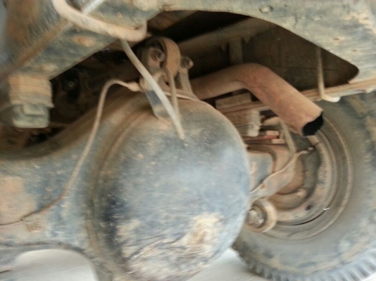 รถฮีโน่ 10 ล้อ ท้ายลาด  220 แรงม้า. ปี 47    สนใจติดต่อ  081 - 6079515