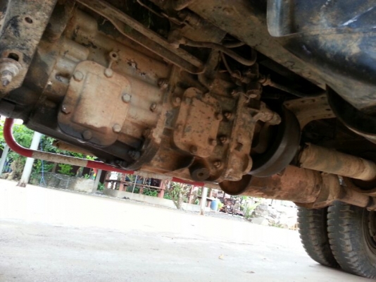 รถฮีโน่ 10 ล้อ ท้ายลาด  220 แรงม้า. ปี 47    สนใจติดต่อ  081 - 6079515