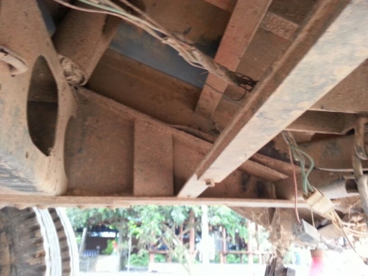 รถฮีโน่ 10 ล้อ ท้ายลาด  220 แรงม้า. ปี 47    สนใจติดต่อ  081 - 6079515