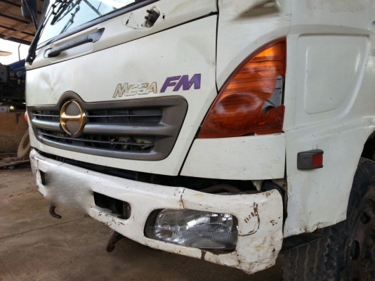 รถฮีโน่ 10 ล้อ ท้ายลาด  220 แรงม้า. ปี 47   สนใจติดต่อ  081 - 6079515