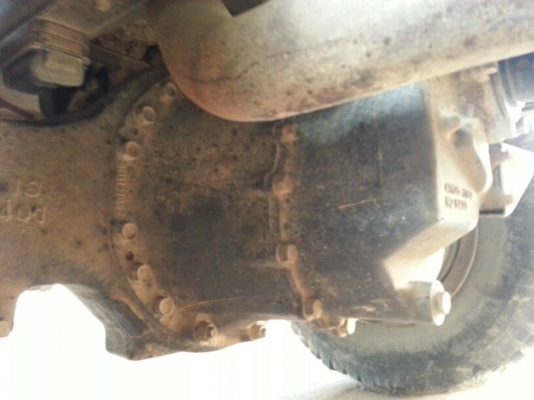 รถฮีโน่ 10 ล้อ ท้ายลาด  220 แรงม้า. ปี 47   สนใจติดต่อ  081 - 6079515