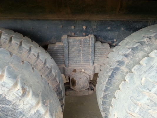 รถฮีโน่ 10 ล้อ ท้ายลาด  220 แรงม้า. ปี 47   สนใจติดต่อ  081 - 6079515