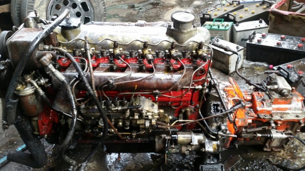 เครื่อง EH700 พร้อมเกียร์ HO  ปั้มลมปั้มเพาเวอร์ เครื่องดีไม่มีไอ เอกสารลงเล่ม