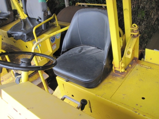 ขายรถบด 3 ล้อเหล็ก SAKAI R2S สภาพสวยพร้อมใช้ ติดต่อ อำพล 090-9694506, 080-3031241 ขายรถบด 3 ล้อเหล็ก SAKAI R2S สภาพสวยพร้อมใช้ ติดต่อ อำพล 090-9694506, 080-3031241