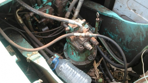 ขายด่วนรถแบคโฮYN07มีเล่มทะเบืยนพร้อมโอนรถไฟฟ้าครบ