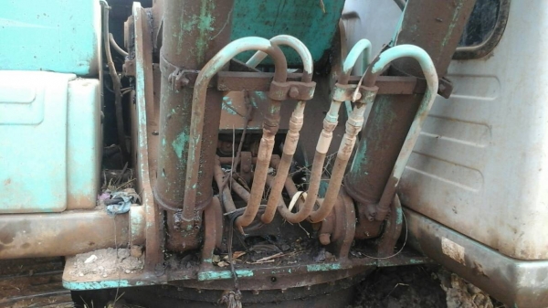 ขายด่วนรถแบคโฮYN07มีเล่มทะเบืยนพร้อมโอนรถไฟฟ้าครบ