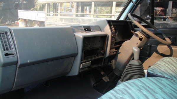 ISUZU NKR รถห้างแท้ กะบะบรรทุก4ล้อ สภาพดีพร้อมใช้ ราคาถูก