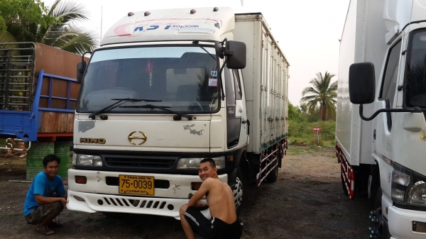 **680,000 บ.ต่อรอง///6ล้อตู้แห้ง สมอเงิน HINO 4J-140** ขาย HINO FC4J-140 6ล้อบรรทุกตู้แห้ง10บาน HINO FC4JHLA JO5C-140HP สมอเงิน รถห้างแท้ ปี45 เครื่องเดิม เกียร์เดิม แน่นๆ แห้งๆ ไม่มีเยิ้ม เกียร์ดี เข้าง่าย ไม่มีหลุด ช่วงล่างเดิมๆ แน่นๆ คัสซีสวย เดิมๆ ไม่ **680,000 บ.ต่อรอง///6ล้อตู้แห้ง สมอเงิน HINO 4J-140** ขาย HINO FC4J-140 6ล้อบรรทุกตู้แห้ง10บาน HINO FC4JHLA JO5C-140HP สมอเงิน รถห้างแท้ ปี45 เครื่องเดิม เกียร์เดิม แน่นๆ แห้งๆ ไม่มีเยิ้ม เกียร์ดี เข้าง่าย ไม่มีหลุด ช่วงล่างเดิมๆ แน่นๆ คัสซีสวย เดิมๆ ไม่
