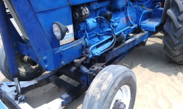 รถไถฟอร์ด พร้อมใช้ ต่อลองได้ เล่มทะเบียน ขายได้ขายเลยครับ รถไถฟอร์ด พร้อมใช้ ต่อลองได้ เล่มทะเบียน ขายได้ขายเลยครับ