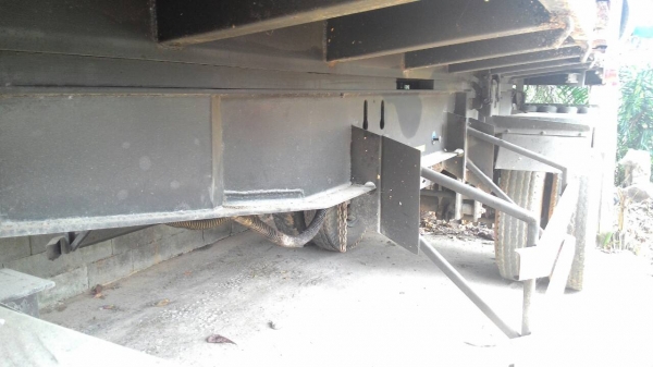 รถฮีโน่ 10 ล้อดั้ม 260 แรงม้า. ปี 47 ( รถวิ่ง 14x,xxx กม. )  ,  ( ขายแม่ , ลูก. )   สนใจติดต่อ 081 - 6079515