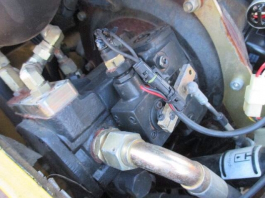 ขายรถบด DYNAPAC-CC102 หน้าเหล็ก-หลังเหล็ก เก่านอก เครื่องอึซูซุ-3LD1