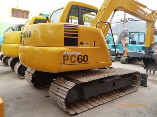 ขายรถขุด KOิMATSU PC60-7 ขายรถขุด KOิMATSU PC60-7
