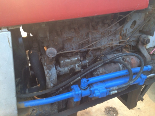 ขายด่วนรถไถแมสซี่ 165 สภาพพร้อมใช้ ขายด่วนรถไถแมสซี่ 165 สภาพพร้อมใช้