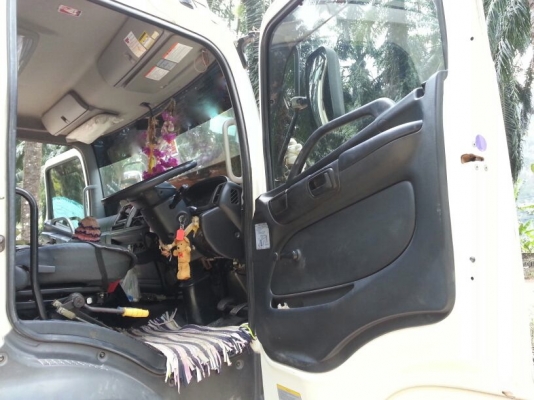 รถฮีโน่ 10 ล้อดั้ม 380 แรงม้า. ปี 54.  ( ขายแม่ , ลูก )  ,  ( รถวิ่ง 1xx,xxx กม. )   สนใจติดต่อ 081 - 6079515