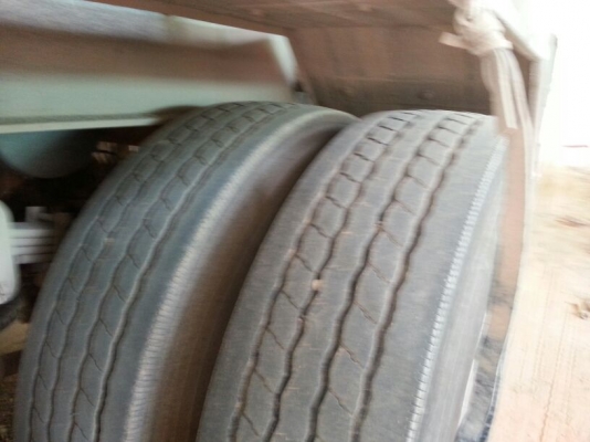 รถฮีโน่ 10 ล้อดั้ม 380 แรงม้า. ปี 54.  ( ขายแม่ , ลูก )  ,  ( รถวิ่ง 1xx,xxx กม. )   สนใจติดต่อ 081 - 6079515