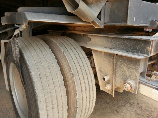 รถฮีโน่ 10 ล้อดั้ม 380 แรงม้า. ปี 54.  ( ขายแม่ , ลูก )  ,  ( รถวิ่ง 1xx,xxx กม. )   สนใจติดต่อ 081 - 6079515