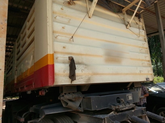 รถฮีโน่ 10 ล้อดั้ม 380 แรงม้า. ปี 54.  ( ขายแม่ , ลูก )  ,  ( รถวิ่ง 1xx,xxx กม. )   สนใจติดต่อ 081 - 6079515