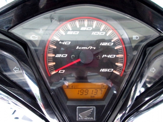 CLICK 125 i bombi brake สี ชมพู ดำ รถเดือน ธันวาคม ปี 55 ไมล์ 1xxxxx โล ของแถม 2 รายการ 26900 CLICK 125 i bombi brake สี ชมพู ดำ รถเดือน ธันวาคม ปี 55 ไมล์ 1xxxxx โล ของแถม 2 รายการ 26900