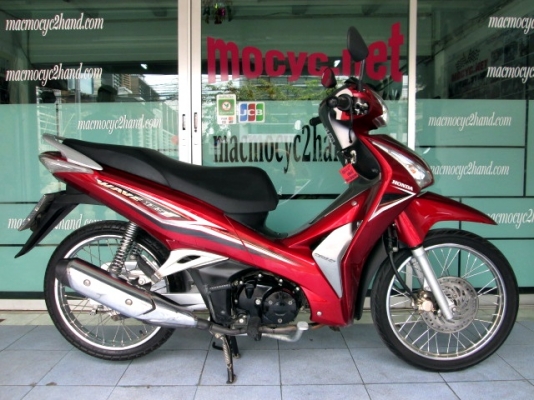Wave 125 i ( สต๊าทมือ ) สี แดง รถเดือน เมษายน ปี 57 ไมล์ 5 พันโล เครื่องแรงสีสวย แถม 2 รายการ 36900