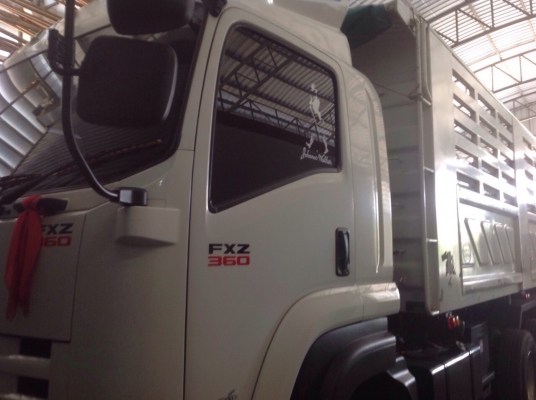 รถอีซูซุ 10 ล้อดั้ม FXZ  360  แรงม้า. ปี 57  ( รถวิ่ง 9x,xxx กม. )   สนใจติดต่อ 081 - 6079515