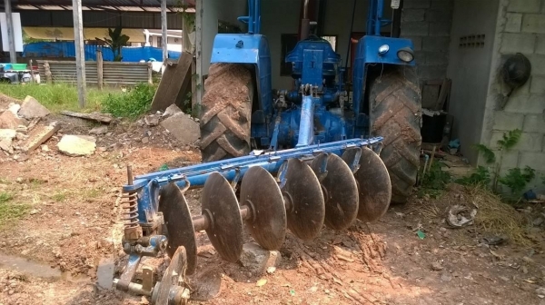 ขายรถไถฟอร์ด 6600 เสื้อลาย สภาพสวยพร้อมใช้ ได้ผาน 6 ผาน 3 และผานดันหน้า เอกสารเล่มทะเบียนครบ ราคาต่อรองได้ครับ ขายรถไถฟอร์ด 6600 เสื้อลาย สภาพสวยพร้อมใช้ ได้ผาน 6 ผาน 3 และผานดันหน้า เอกสารเล่มทะเบียนครบ ราคาต่อรองได้ครับ