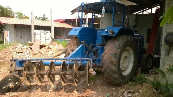 ขายรถไถฟอร์ด 6600 เสื้อลาย สภาพสวยพร้อมใช้ ได้ผาน 6 ผาน 3 และผานดันหน้า เอกสารเล่มทะเบียนครบ ราคาต่อรองได้ครับ ขายรถไถฟอร์ด 6600 เสื้อลาย สภาพสวยพร้อมใช้ ได้ผาน 6 ผาน 3 และผานดันหน้า เอกสารเล่มทะเบียนครบ ราคาต่อรองได้ครับ