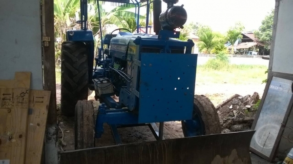 ขายรถไถฟอร์ด 6600 เสื้อลาย สภาพสวยพร้อมใช้ ได้ผาน 6 ผาน 3 และผานดันหน้า เอกสารเล่มทะเบียนครบ ราคาต่อรองได้ครับ ขายรถไถฟอร์ด 6600 เสื้อลาย สภาพสวยพร้อมใช้ ได้ผาน 6 ผาน 3 และผานดันหน้า เอกสารเล่มทะเบียนครบ ราคาต่อรองได้ครับ