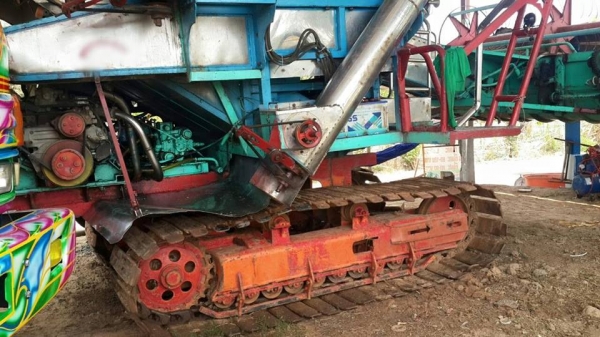 ขายคู่พร้อมเกี่ยว รถเกี่ยวข้าวไทยเส็งยนต์195 ช่างล่างลูลเลอร์10ลูก ตู้ขึ้นใหม่ เทรเลอร์HINO HO7C185 พร้อมหาง ทะเบียนพร้อมโอน เครื่องดี แชชซีสวย ขายคู่พร้อมเกี่ยว รถเกี่ยวข้าวไทยเส็งยนต์195 ช่างล่างลูลเลอร์10ลูก ตู้ขึ้นใหม่ เทรเลอร์HINO HO7C185 พร้อมหาง ทะเบียนพร้อมโอน เครื่องดี แชชซีสวย