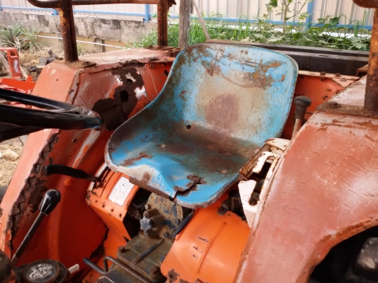 ปัญญาแทรคเตอร์..จัดมาให้ครับ ด่วน!!!คูโบต้า L2402 ตัวเปล่า ตามสภาพ (อ.คลองขลุง จ.กำแพงเพชร)