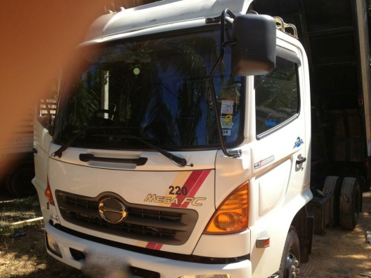 รถฮีโน่ 6 ล้อดั้ม 150 แรงม้า.  ปี 50   ( รถวิ่ง 5x,xxx กม. )   สนใจติดต่อ 081 - 6079515