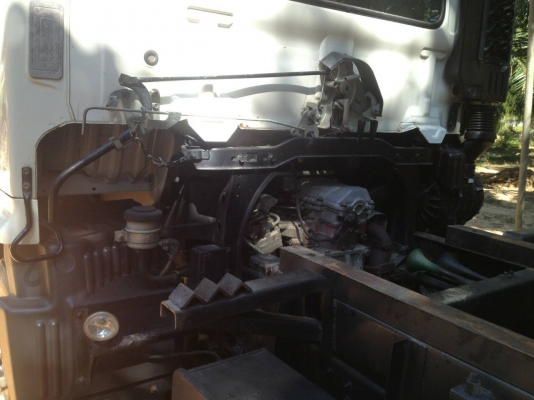 รถฮีโน่ 6 ล้อดั้ม 150 แรงม้า.  ปี 50   ( รถวิ่ง 5x,xxx กม. )   สนใจติดต่อ 081 - 6079515