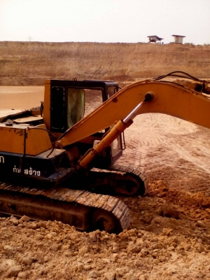 ขายแมคโค..pc120-3..