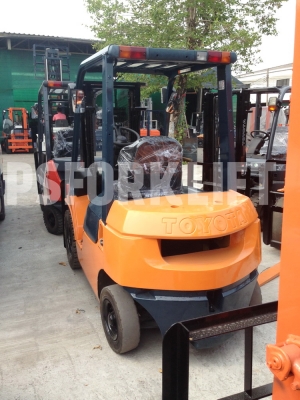 ขายรถโฟล์คลิฟท์ โตโยต้า 7FD20 เสาสูง 3 ม. จากประเทศญี่ปุ่น