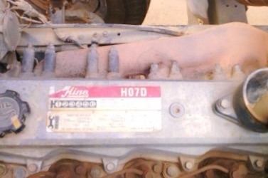 HINO FD 195 HP HO7D หกล้อดั๊มพ์ กระบะดั๊มพ์เหล็ก 5 ตันความยาว 3.60 เมตรสภาพดีพร้อมบรรทุกพร้อมใช้งาน เครื่องแรงดีแห้งดีเดิมๆครับ ภายในเก๋งคอนโซลสวยครบ พวงมาลัยเพาเวอร์ ระบบเบรคทริ๊ปฟี้ครบครัน ช่วงล่างแน่นดีคัชซีไม่แตกไม่บวม ยาง 8.25 ขอบ 16 สภาพดี 65\% พร้อม