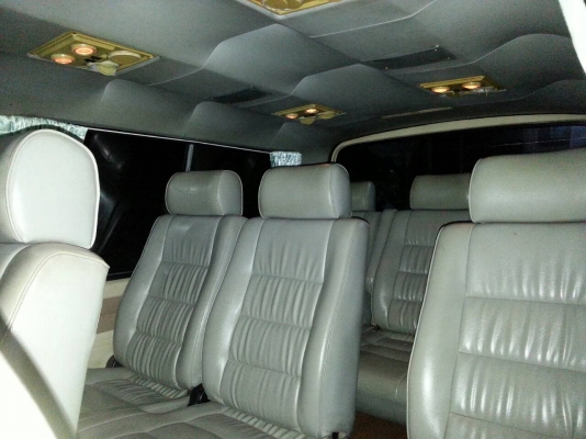 รถตู้พร้อมใช้ ไม่ต้องซ่อม ไกล้ไกลไม่ต้องกังวน