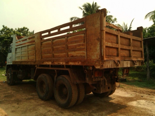 ขายด่วน  รถสิบล้อสองเพลาดั้มพ์   ISUZU  ROCKY  240  สภาพเดิมๆ  พร้อมใช้งาน